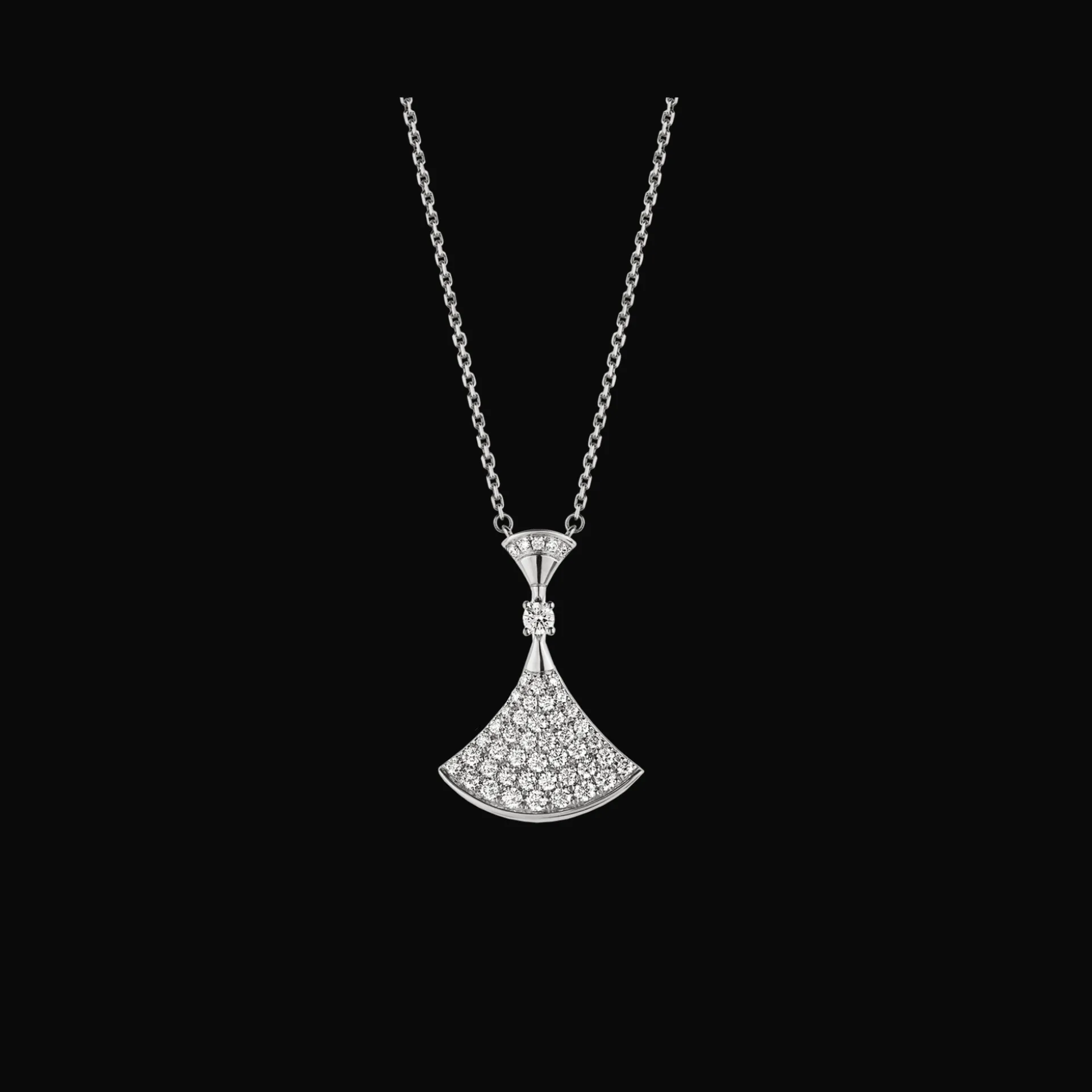 BVLGARI Divas’ Dream Necklace Flash Sale
